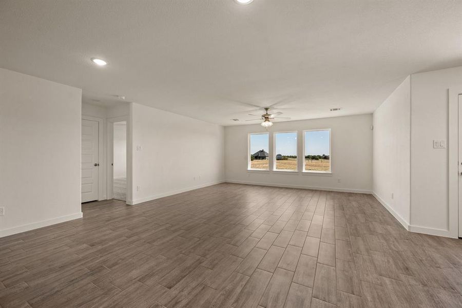 Spacious, unfurnished interior of a new home in Gatlin Ranch, Springtown (Image 14). Spacious, unfurnished interior of a new home in Gatlin Ranch, Springtown (Image 14).