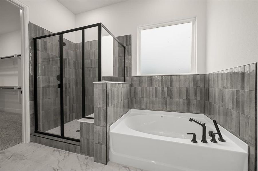 Furnished interior view inside a new home in Windmill Creeks, Weatherford (Image 7).