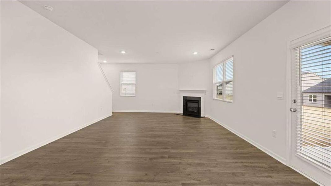 Spacious, unfurnished interior of a new home in Preserve at Dove Creek, Statham (Image 19).