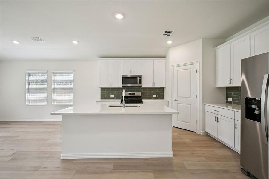 Furnished interior view inside a new home in Westmoor, Sherman (Image 14). Furnished interior view inside a new home in Westmoor, Sherman (Image 14).