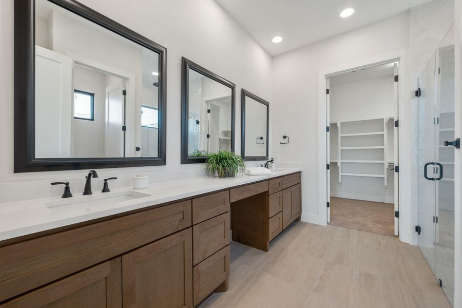Furnished interior view inside a new home in Lakecliff on Lake Travis, Spicewood (Image 12).