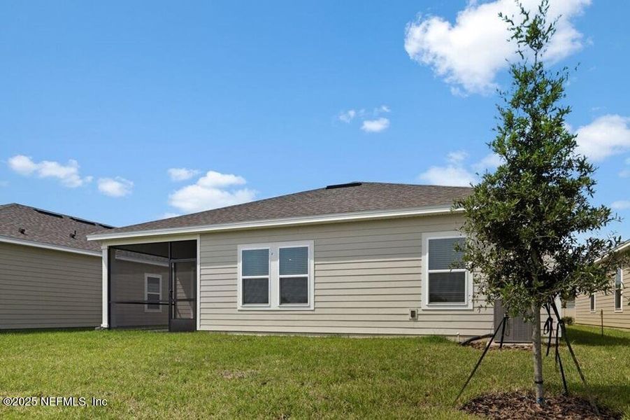 Exterior details and patio area of a home in Coopers Meadow, Jacksonville (Image 16). Exterior details and patio area of a home in Coopers Meadow, Jacksonville (Image 16).