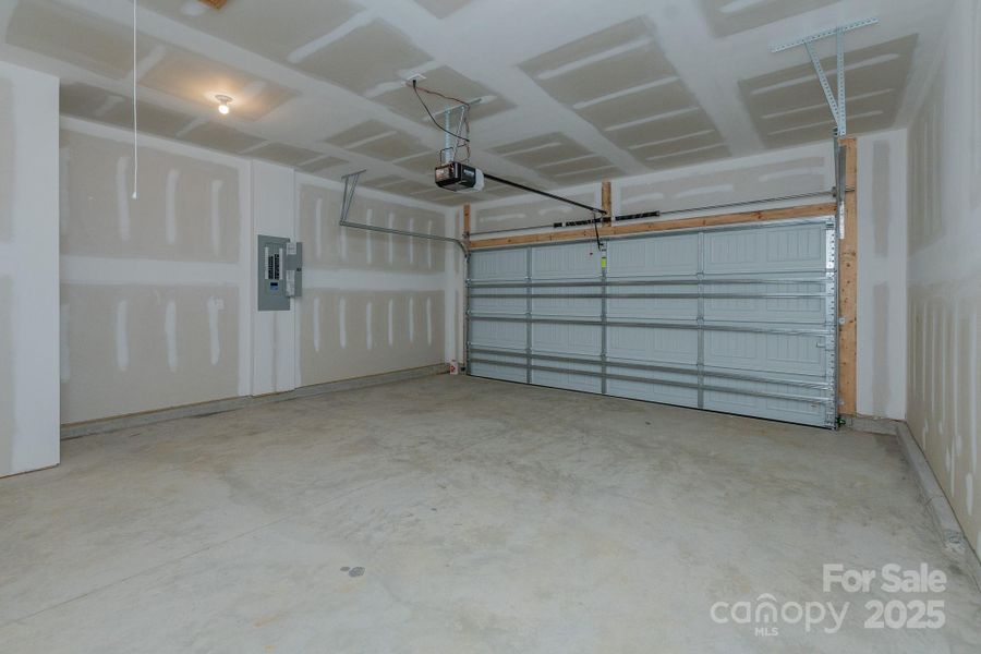 Image 29 of a home in Country Club Village. Image 29 of a home in Country Club Village.