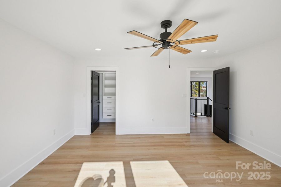 Spacious, unfurnished interior of a new home in , Mooresville (Image 33).