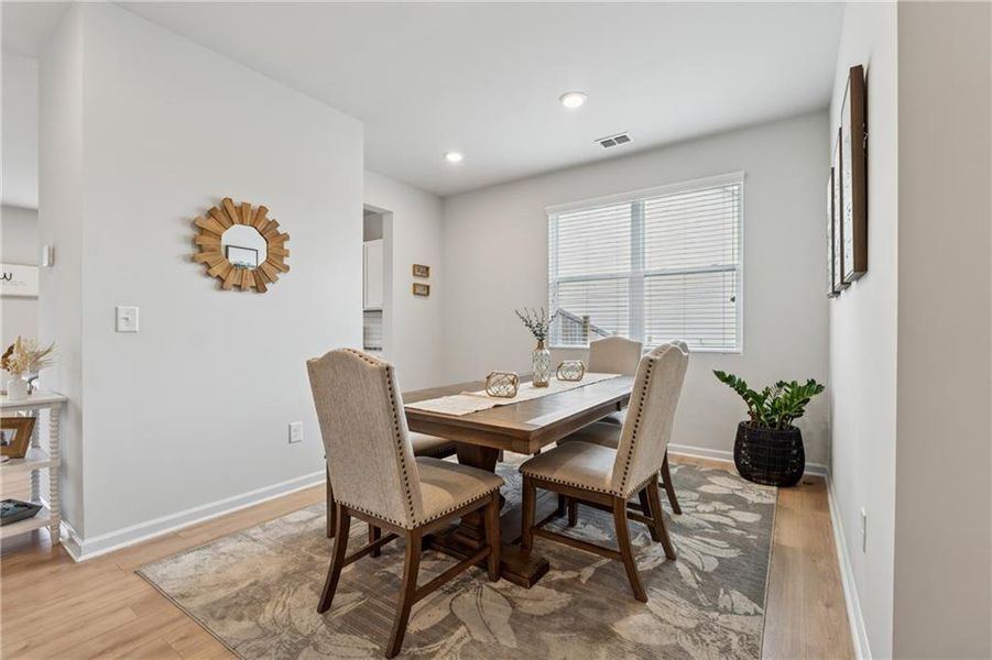 Furnished interior view inside a new home in Summit Pointe, Dallas (Image 11). Furnished interior view inside a new home in Summit Pointe, Dallas (Image 11).