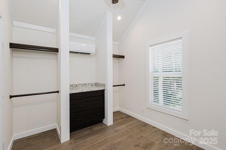 Spacious, unfurnished interior of a new home in , Bryson City (Image 9).