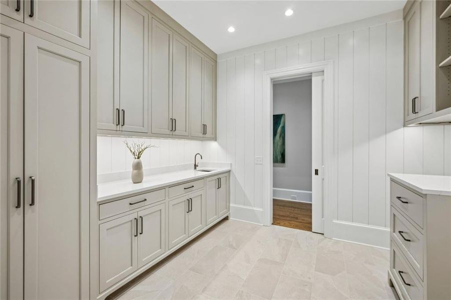Furnished interior view inside a new home in , Atlanta (Image 41).
