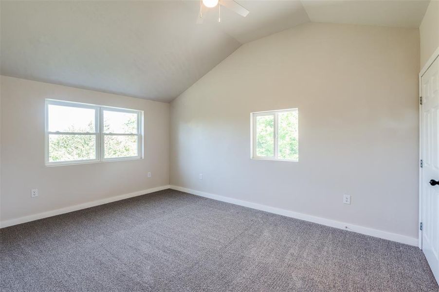 Spacious, unfurnished interior of a new home in , Blue Ridge (Image 15).