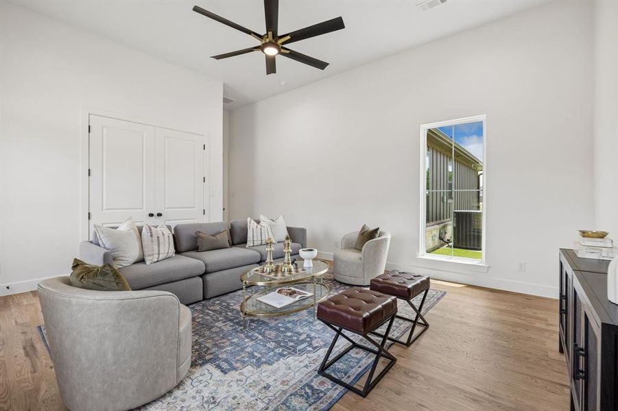 Furnished interior view inside a new home in RangeWood, Weatherford (Image 37). Furnished interior view inside a new home in RangeWood, Weatherford (Image 37).