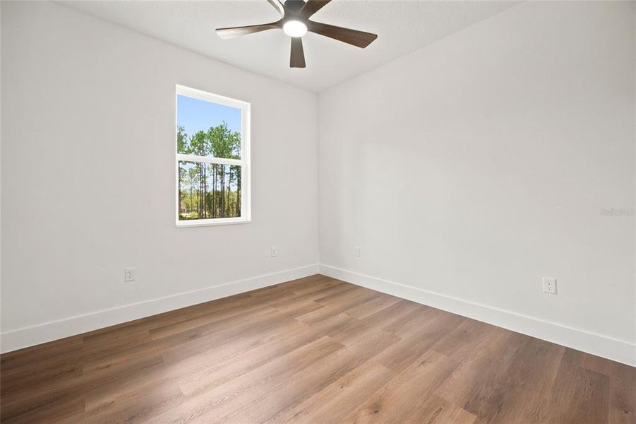 Spacious, unfurnished interior of a new home in , Dunnellon (Image 38).