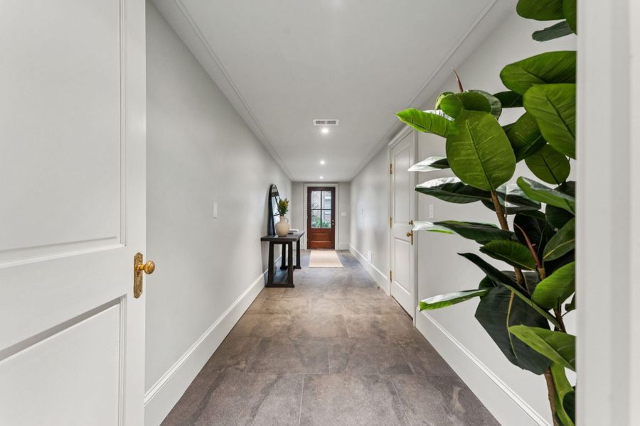 Spacious, unfurnished interior of a new home in , Charleston (Image 41).