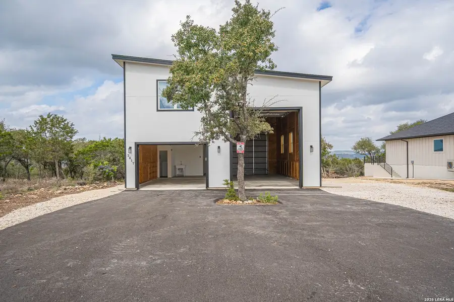 Exterior details and patio area of a home in , New Braunfels (Image 4).