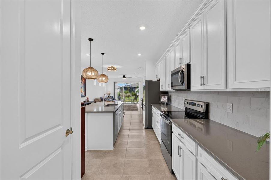 Furnished interior view inside a new home in Del Webb Stone Creek, Ocala (Image 16).
