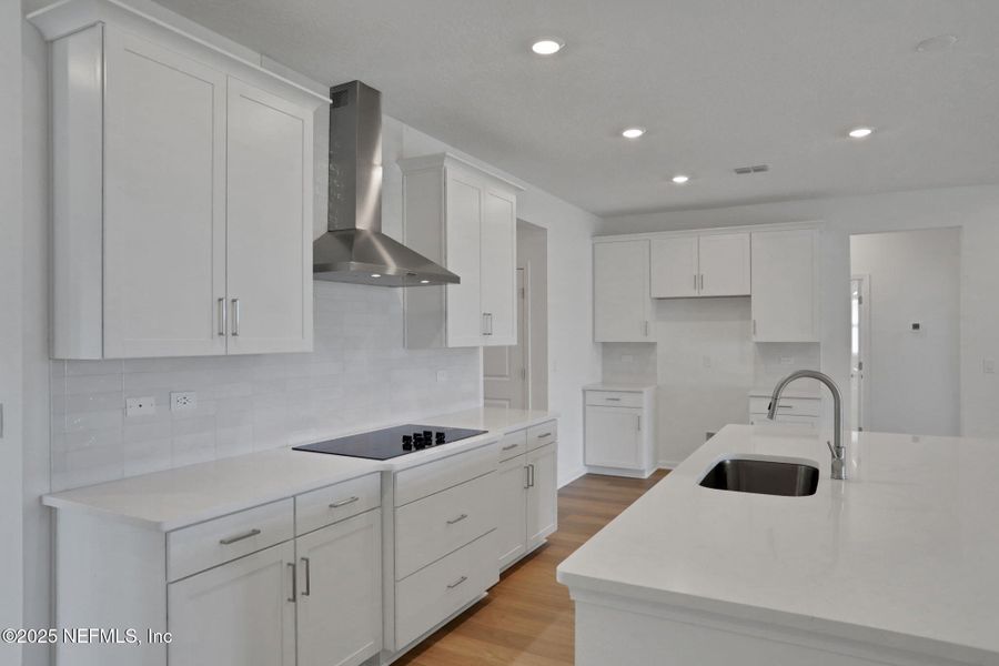 Furnished interior view inside a new home in Hyland Trail, Green Cove Springs (Image 4). Furnished interior view inside a new home in Hyland Trail, Green Cove Springs (Image 4).