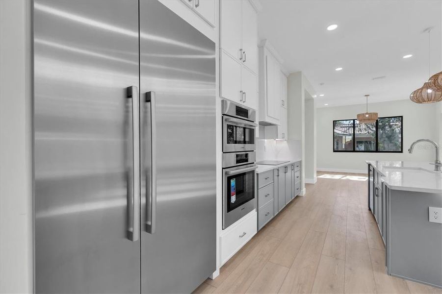 Furnished interior view inside a new home in , St. Petersburg (Image 17).