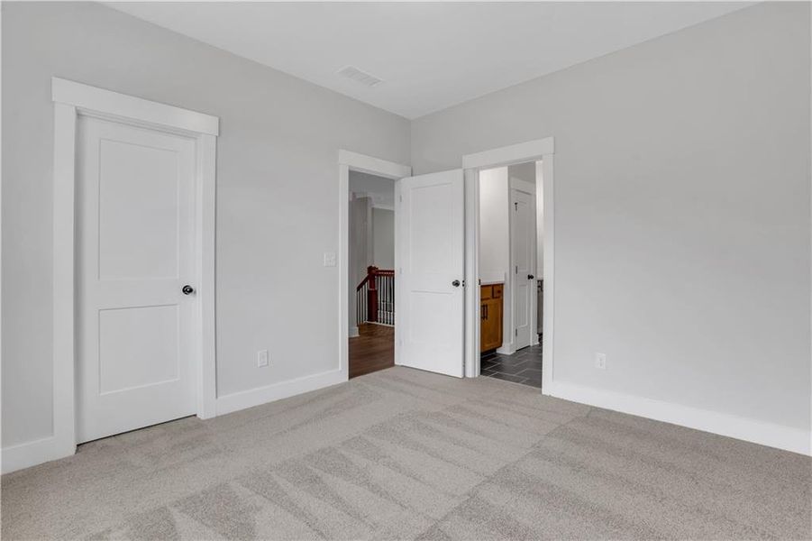 Spacious, unfurnished interior of a new home in Arbor West, Dawsonville (Image 35).
