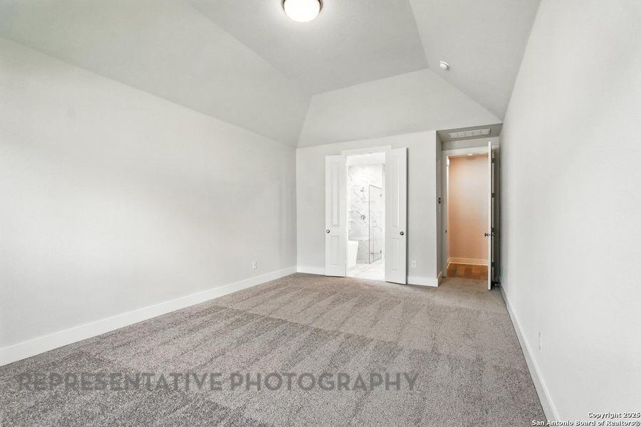 Spacious, unfurnished interior of a new home in The Crossvine, Schertz (Image 18). Spacious, unfurnished interior of a new home in The Crossvine, Schertz (Image 18).