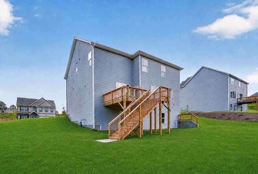 Exterior details and patio area of a home in Austin Ridge, Commerce (Image 23).