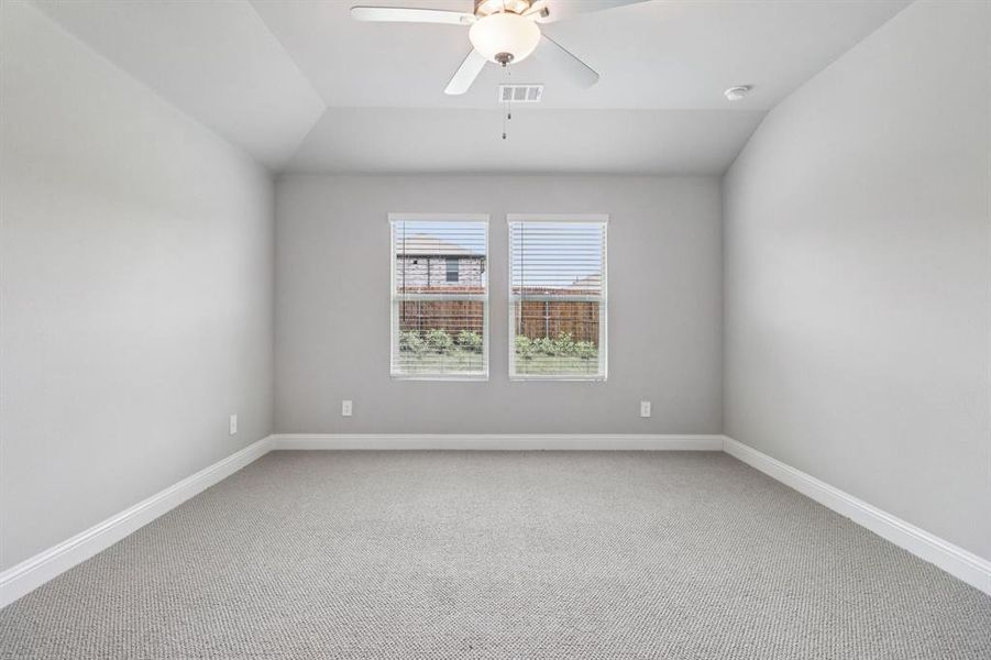 Photo is not of the actual home, but is an inspirational photo of builder’s model home and may depict options, furnishings, and/or decorator features that are not included. Photo is not of the actual home, but is an inspirational photo of builder’s model home and may depict options, furnishings, and/or decorator features that are not included.