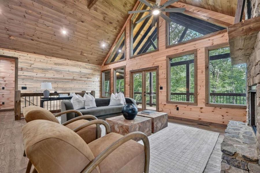 Community amenities in , Blue Ridge (Image 25).