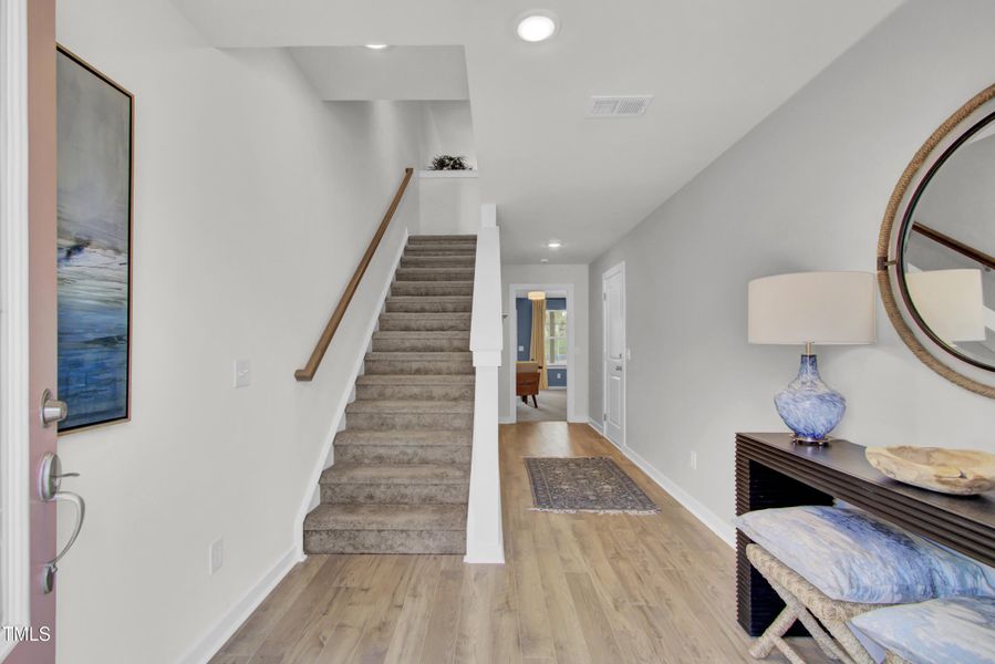 P_CHS_TTT_Balfour_Model_INT_FOY_2