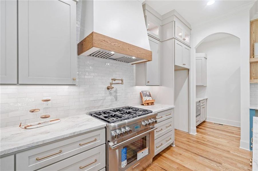 Furnished interior view inside a new home in , Holly Springs (Image 36). Furnished interior view inside a new home in , Holly Springs (Image 36).