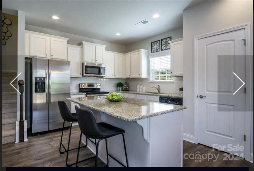Furnished interior view inside a new home in Thunder Ridge, Dawsonville (Image 4).