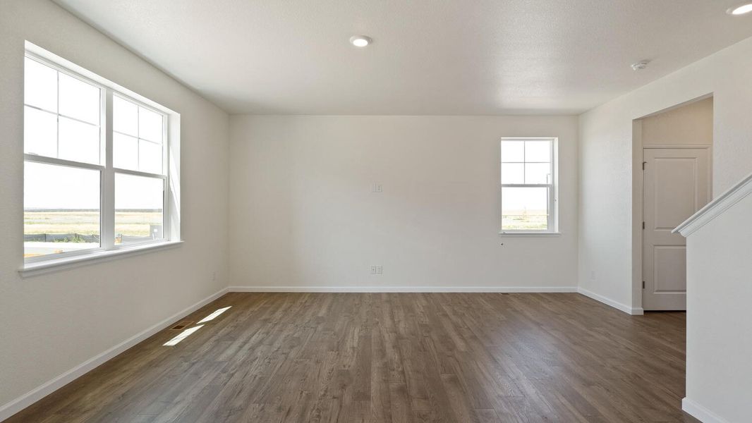 Spacious, unfurnished interior of a new home in Prairie Song, Windsor (Image 8).