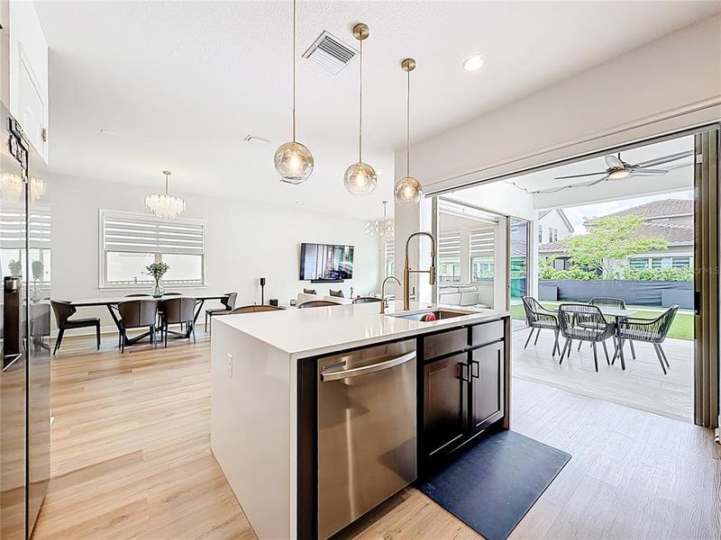 Furnished interior view inside a new home in , Orlando (Image 42).