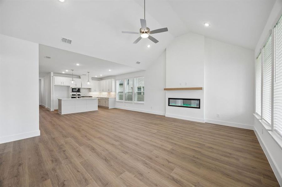 Spacious, unfurnished interior of a new home in , McKinney (Image 16).