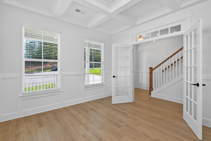 Spacious, unfurnished interior of a new home in True Cedar at Woodside Plantation, Aiken (Image 11). Spacious, unfurnished interior of a new home in True Cedar at Woodside Plantation, Aiken (Image 11).