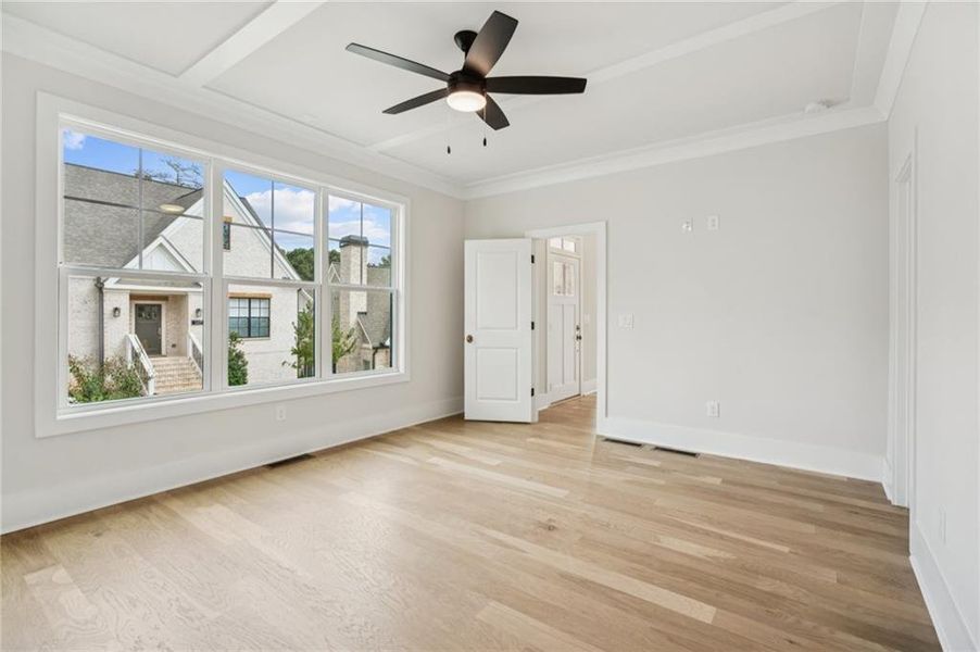 Spacious, unfurnished interior of a new home in , Roswell (Image 36).