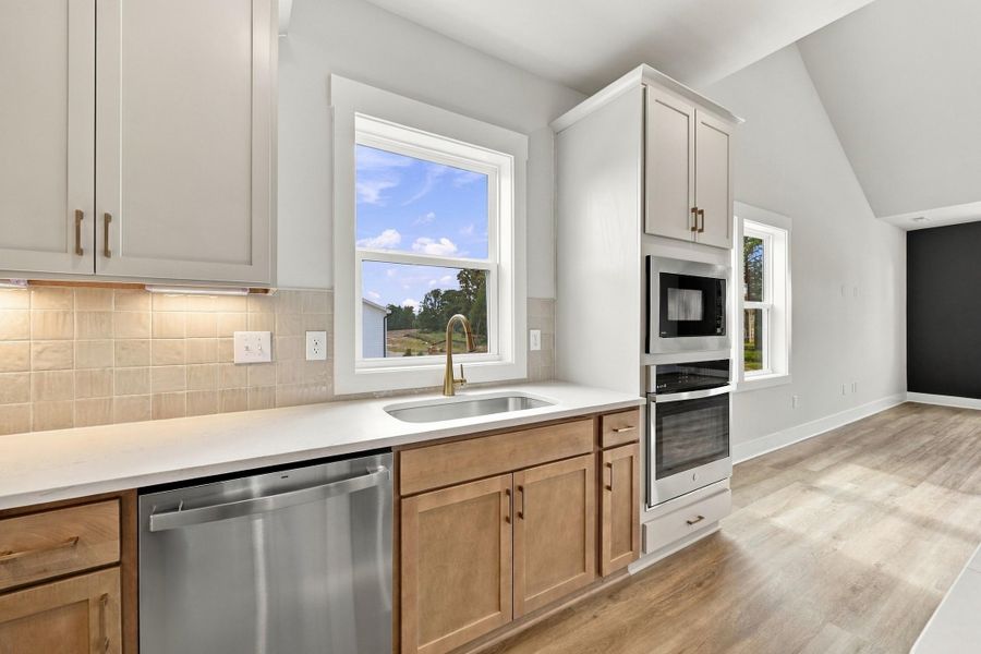 Furnished interior view inside a new home in Allen Park, Raleigh (Image 9).