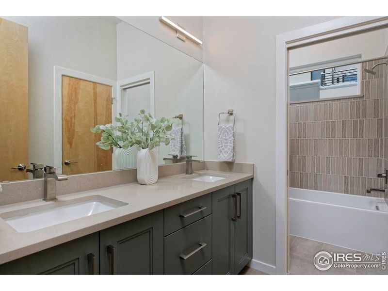Furnished interior view inside a new home in Northstar, Longmont (Image 26).