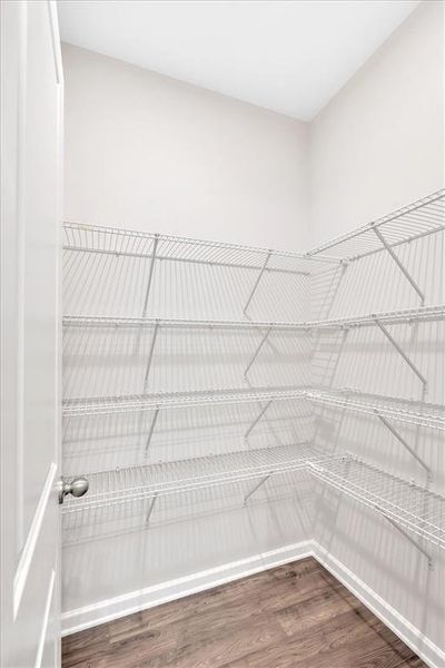 Spacious, unfurnished interior of a new home in Sweetlake Grove, Mableton (Image 22).