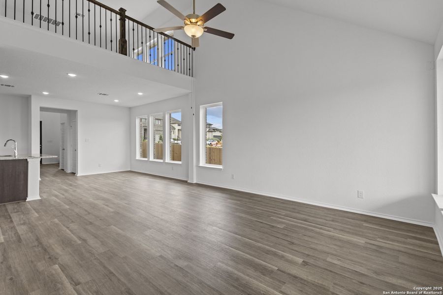 Spacious, unfurnished interior of a new home in Ladera, San Antonio (Image 24). Spacious, unfurnished interior of a new home in Ladera, San Antonio (Image 24).