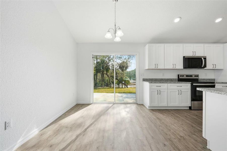 Spacious, unfurnished interior of a new home in , Ocklawaha (Image 17).