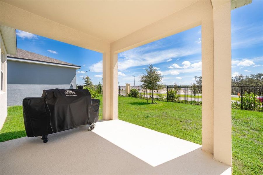 Furnished interior view inside a new home in , Kissimmee (Image 5).