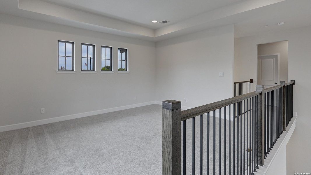 Spacious, unfurnished interior of a new home in Alsatian Oaks, Castroville (Image 21).