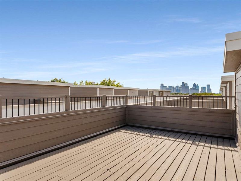Exterior details and patio area of a home in , Dallas (Image 2).