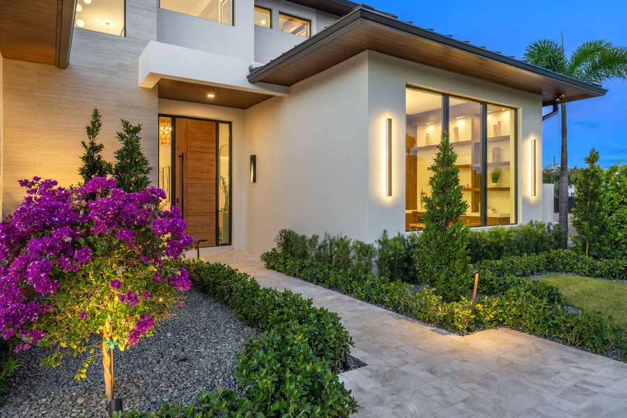 143-web-or-mls-MIK07958_T