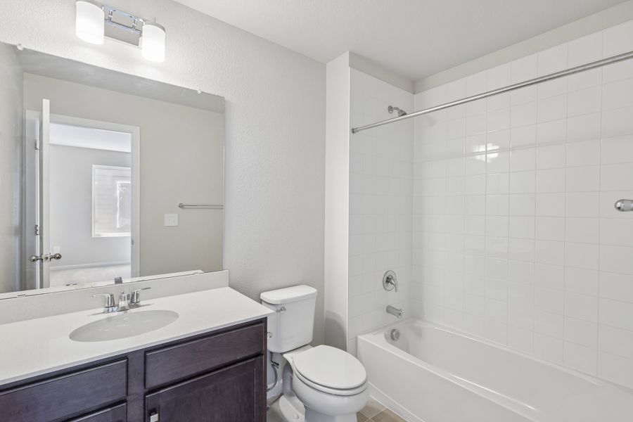 Furnished interior view inside a new home in Pintail Commons at Johnstown Village, Johnstown (Image 6).