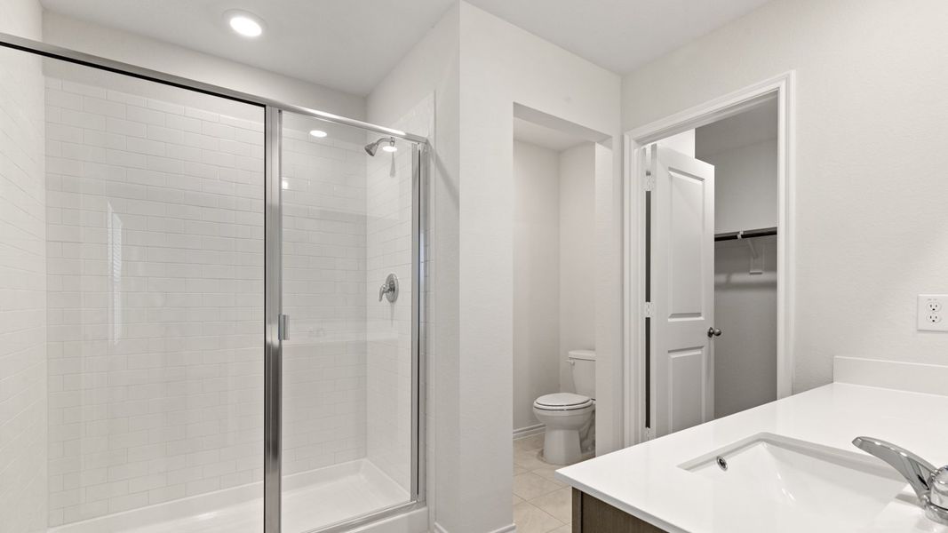 Furnished interior view inside a new home in Stonewyck Farms, Ennis (Image 4).