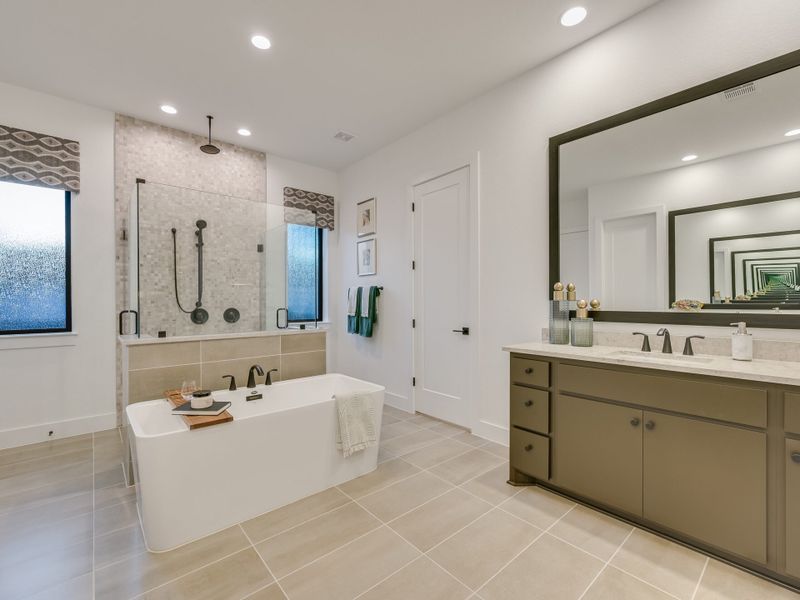 Representative furnished interior of a home built from the Topaz II by Giddens Homes in Riverstone, Georgetown (Image 44).
