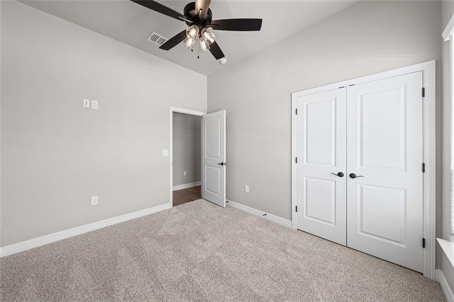 Spacious, unfurnished interior of a new home in , Troy (Image 33).