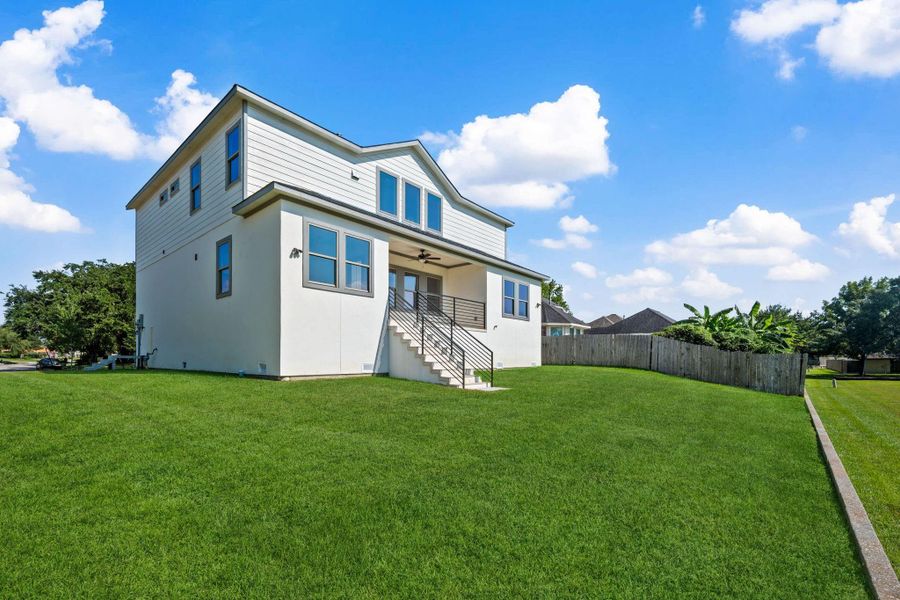 Front exterior of a new home in , Houston, TX, highlighting curb appeal (Image 19). Front exterior of a new home in , Houston, TX, highlighting curb appeal (Image 19).