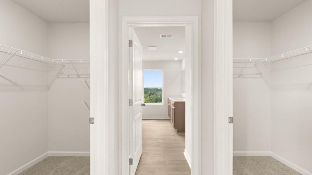 Spacious, unfurnished interior of a new home in Liberty Crossing, Braselton (Image 31).