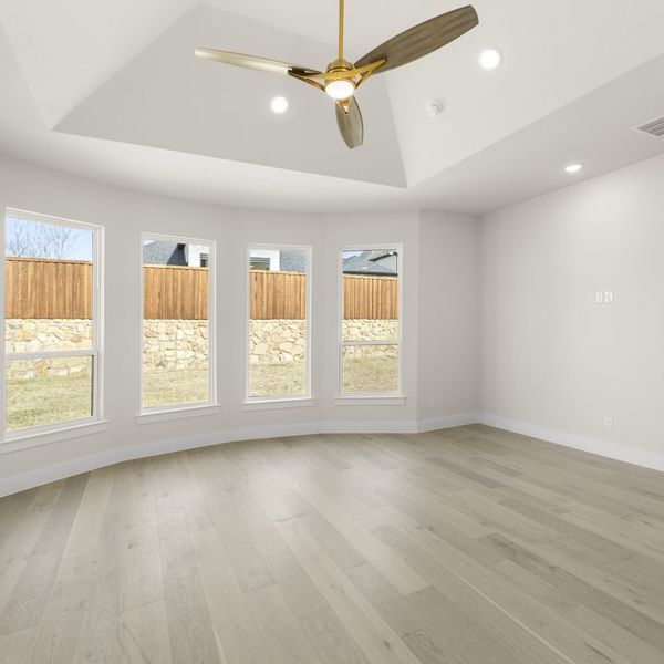 Spacious, unfurnished interior of a new home in StarView, Prosper (Image 79).