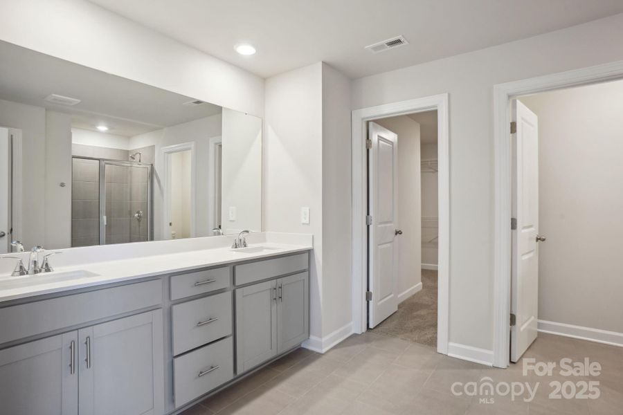 1 / 18Photo is not of the actual home, but is an inspirational photo of builder’s model home and may depict options, furnishings, and/or decorator features that are not included