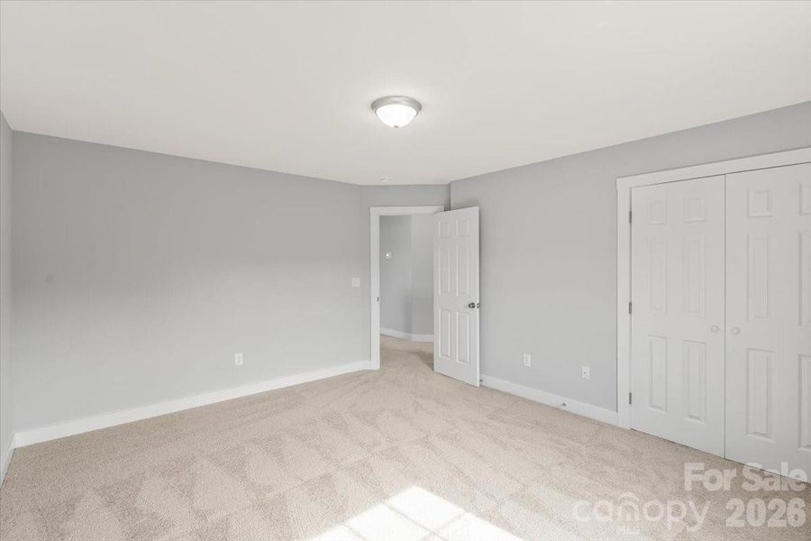 Spacious, unfurnished interior of a new home in , Monroe (Image 29).